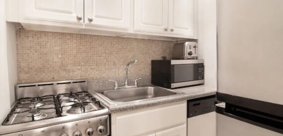 Amazing Studio on West 58th Street in Midtown
