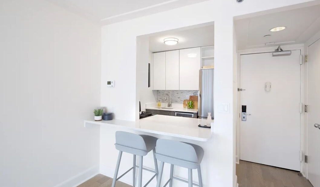 Amazing open layout on East 34th Street in Kips Bay