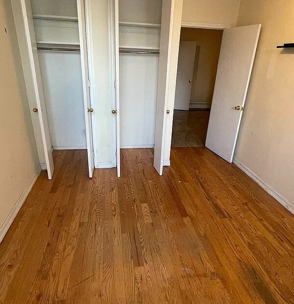Renovated 2BR w/ Open Kitchen, Modern Finishes | Steps to 2 & 5 Trains, PLG