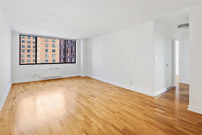 Amazing 2 bed on West 90th Street in Upper West Side
