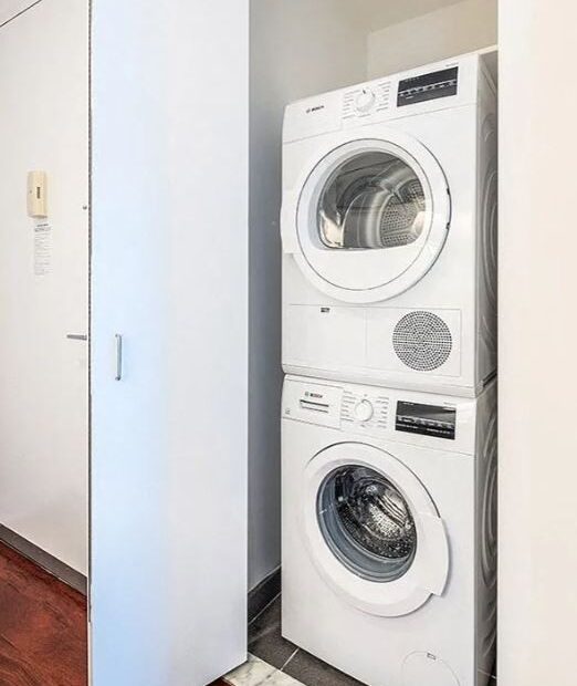 Amazing open layout on West 42nd Street in Hell’s Kitchen