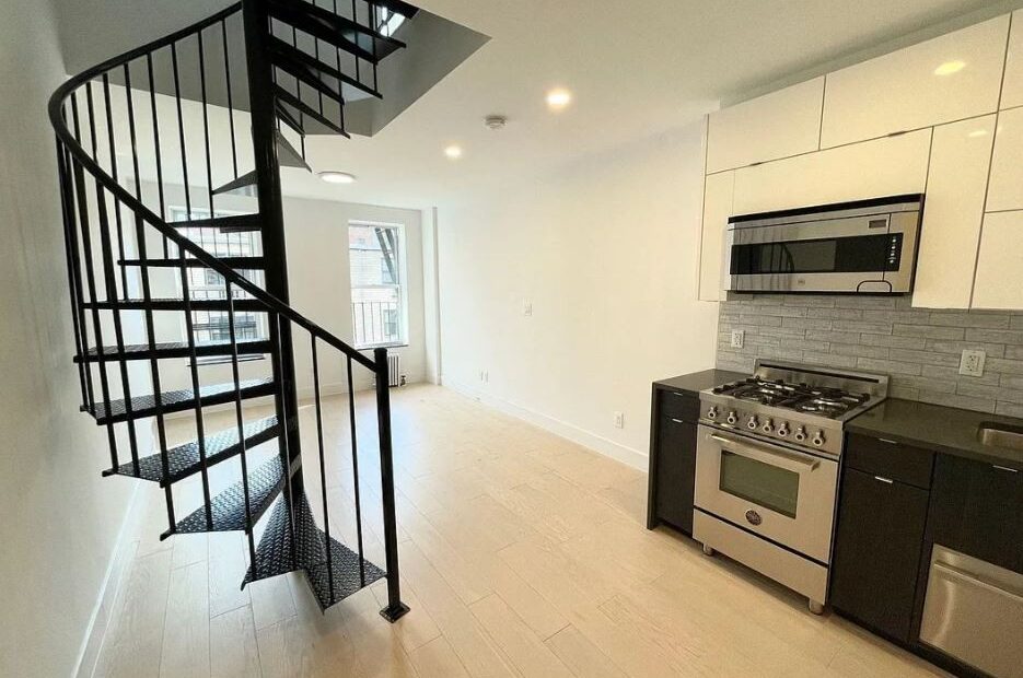 Amazing 2 bed on East 12th Street in the East Village