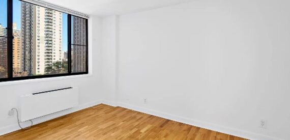 Amazing 2 bed on West 90th Street in Upper West Side