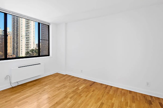 Amazing 2 bed on West 90th Street in Upper West Side