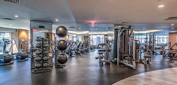 Amazing 2 bed on West 42th Street in Upper Hell’s Kitchen