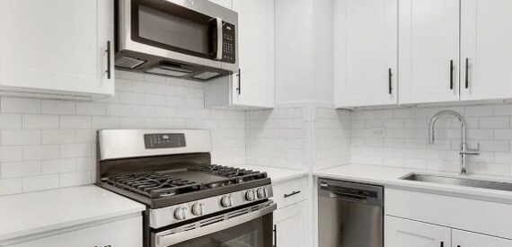 Amazing 1 bed on Waterside Plaza in Kips Bay
