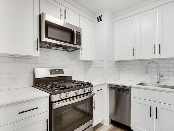 Amazing Studio on Waterside Plaza in Kips Bay