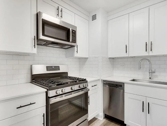 Amazing Studio on Waterside Plaza in Kips Bay