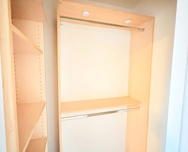 High Floor Luxury One Bedroom