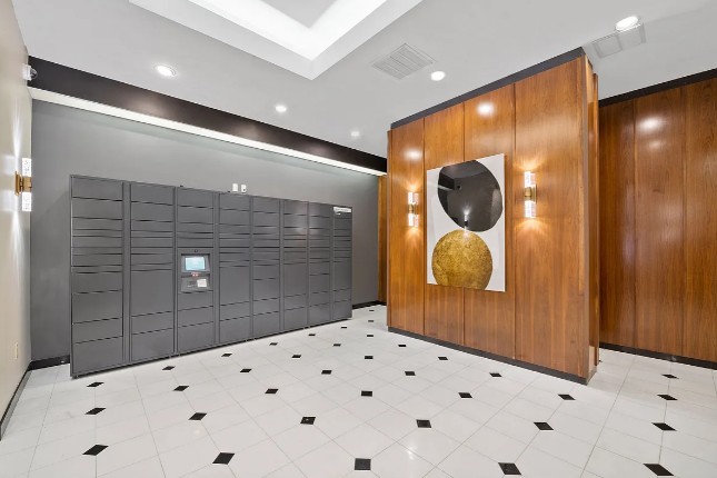 Amazing 1 bed on West 90th Street in Upper West Side