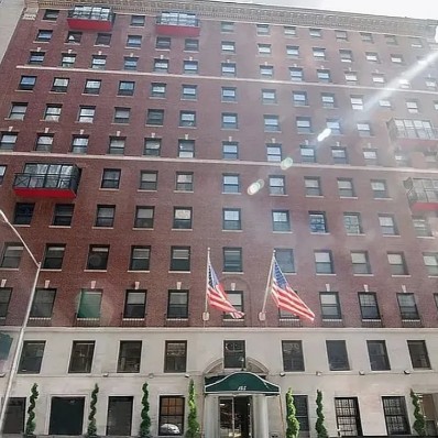 Amazing Studio on West 58th Street in Midtown