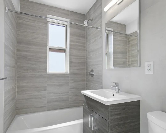 Amazing 1 bed on Greenwich Street in West Village