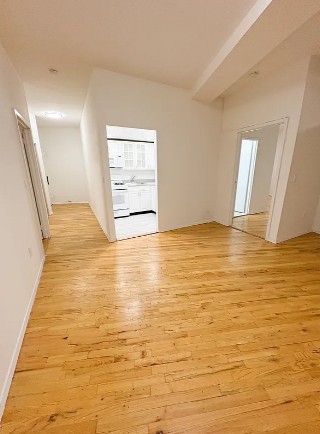 Amazing 3 bed on Beaver Street in Financial District