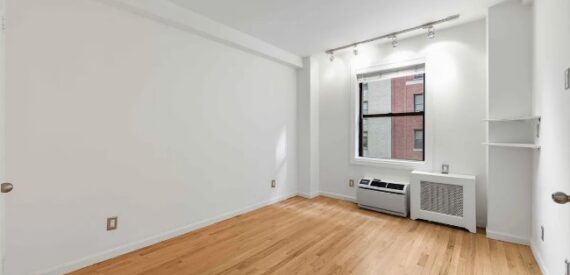 Amazing 1 bed on West 58th Street in Midtown
