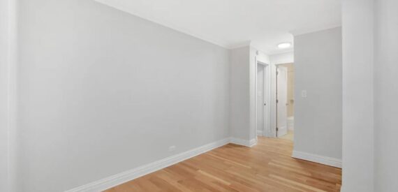Amazing open layout on West 89th Street in Upper West Side