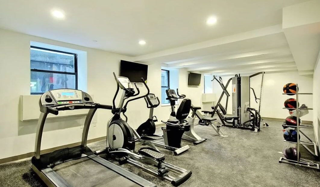Amazing 1 bed on Manhattan Avenue in South Harlem