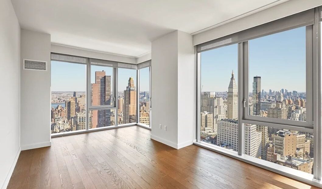 Amazing 1 bed on West 31st Street in Midtown South