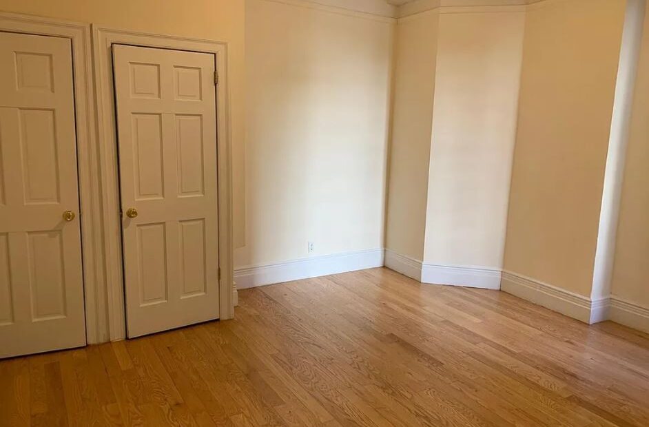 Amazing open layout on Broadway in Upper West Side