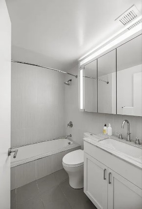 Amazing 1 bed on West 55th Street in Midtown