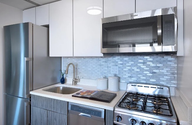 Amazing Studio on East 34th Street in Kips Bay