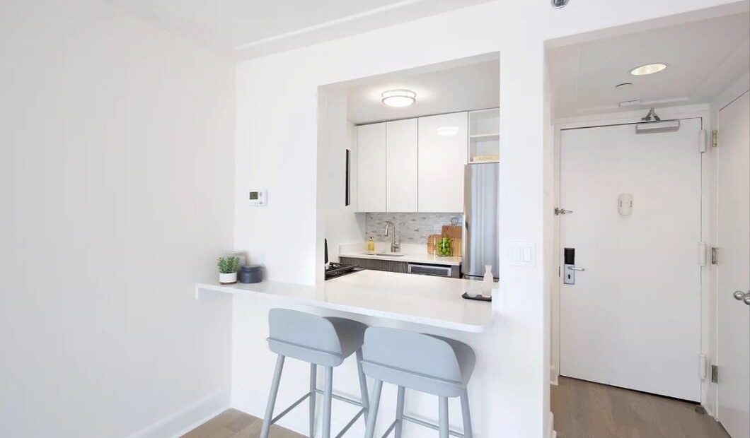 Amazing open layout on East 34th Street in Kips Bay