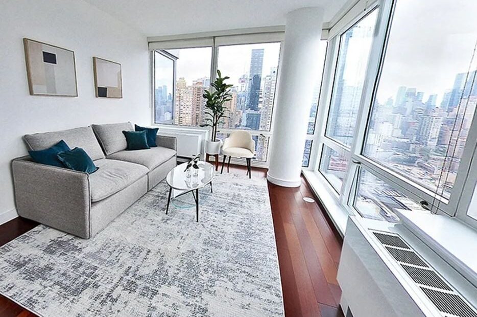 Amazing 2 bed on West 42nd Street in Hell’s Kitchen