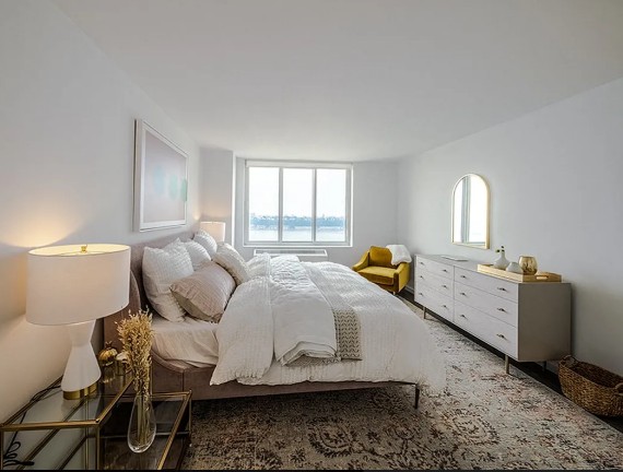 Amazing 2 bed on West 42th Street in Upper Hell’s Kitchen