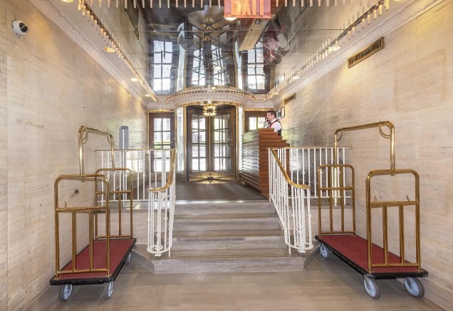 Amazing 1 bed on West 55th Street in Midtown