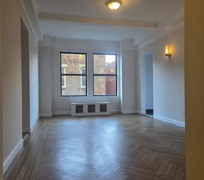 Amazing 1 bed on West 106th Street in Manhattan Valley