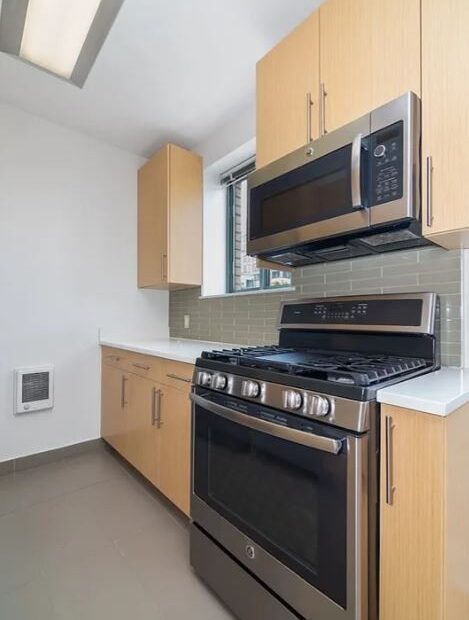 Amazing open layout on Jane Street in West Village