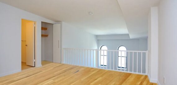 Amazing open layout on Greenwich Street in West Village