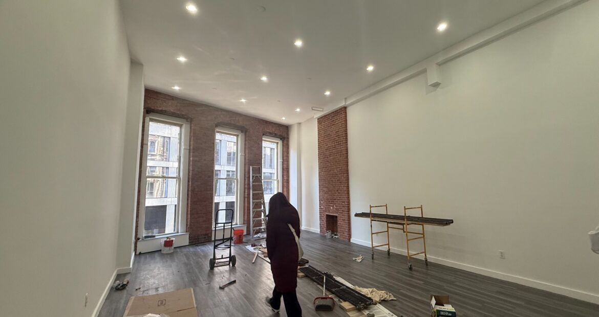 Prime 1,500 SF Retail Loft on Broadway with Soaring Ceilings & Huge Windows