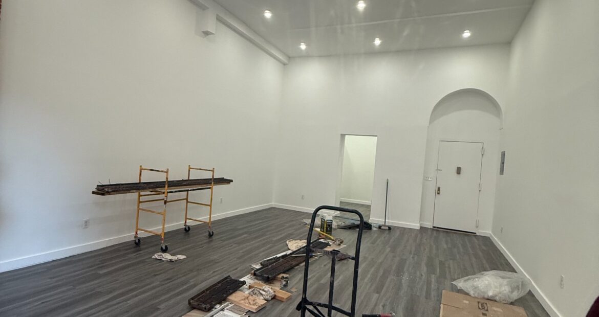 Prime 1,500 SF Retail Loft on Broadway with Soaring Ceilings & Huge Windows
