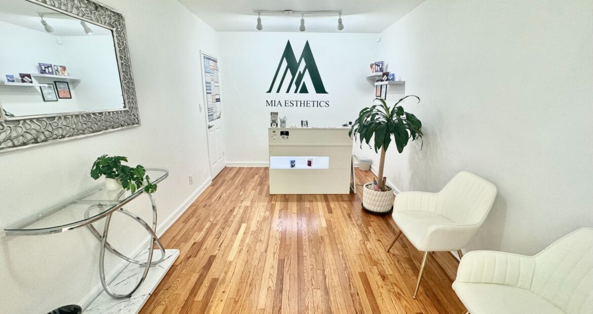 Bright Ground-Floor Retail/Office Space in Astoria Near Mount Sinai Hospital