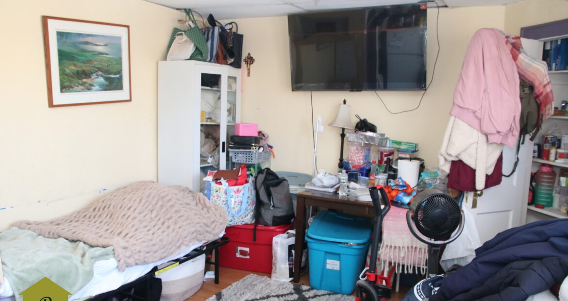 Brooklyn Canarsie Cheapest 2 family DETACHED Full Vacant! Asking $ 629,000.00