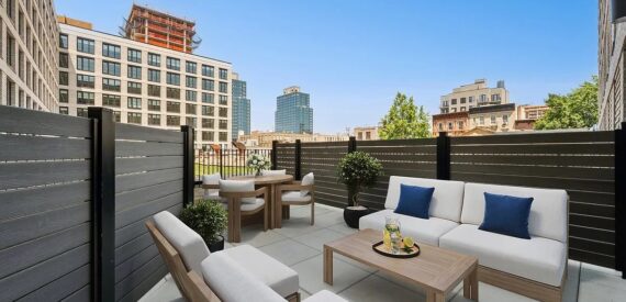 New Luxury Studio W/Terrace