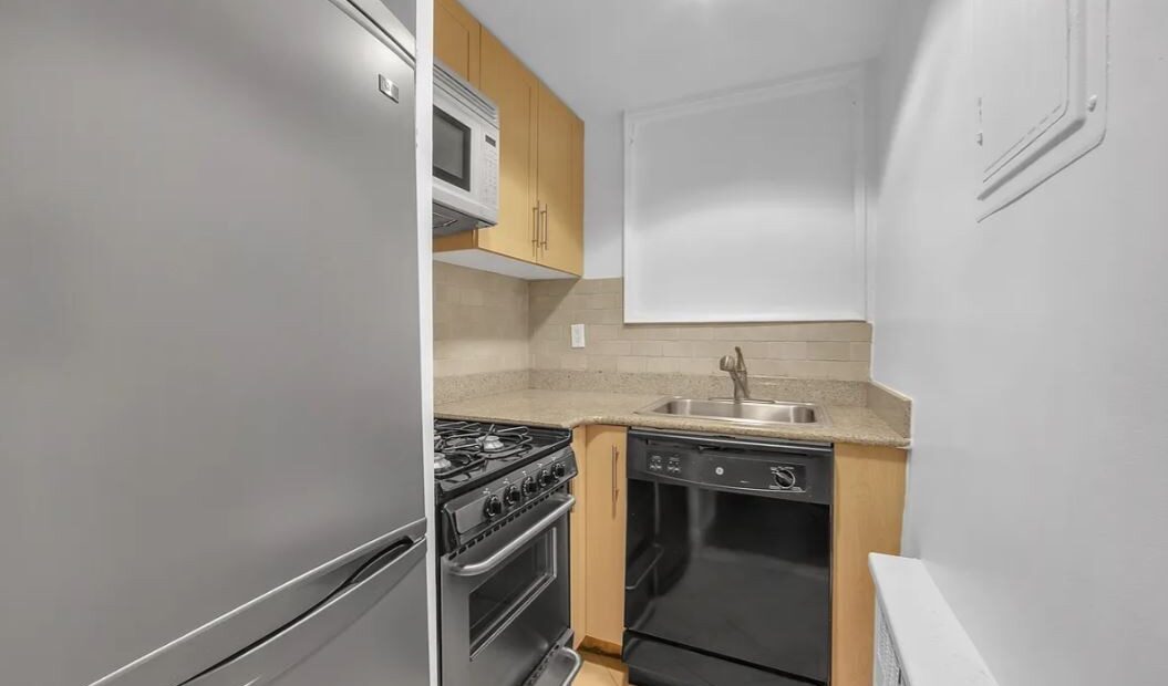 Amazing open layout on East 33rd Street in Kips Bay