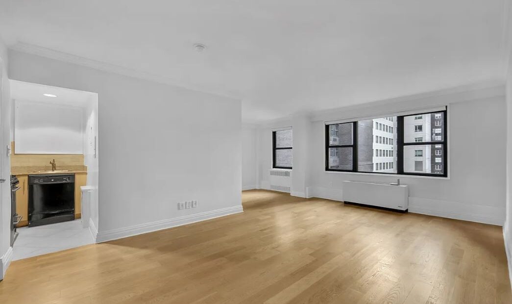Amazing open layout on East 33rd Street in Kips Bay