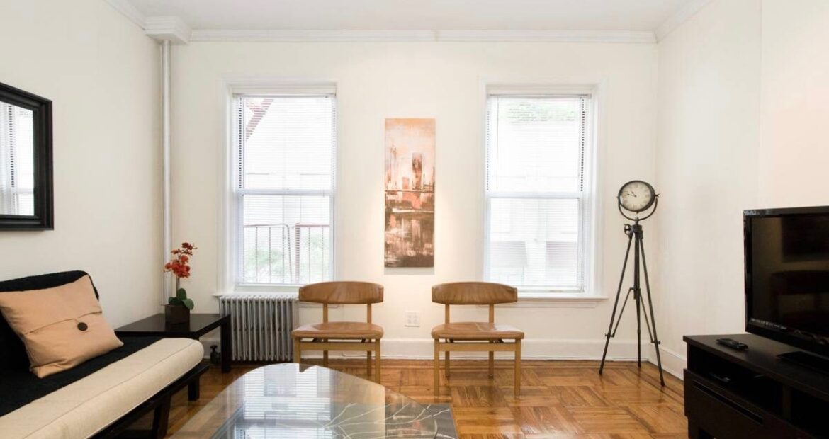 Fully Furnished 1BR Apt in UES Brownstone – Steps to Subway & Hospitals, Pets OK Available 5/1/26