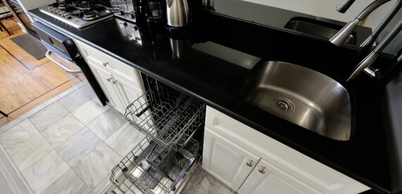 Fully Furnished 3BR Summer Rental w/ Rooftop & Washer/Dryer in Hell’s Kitchen Available May 15, 2026