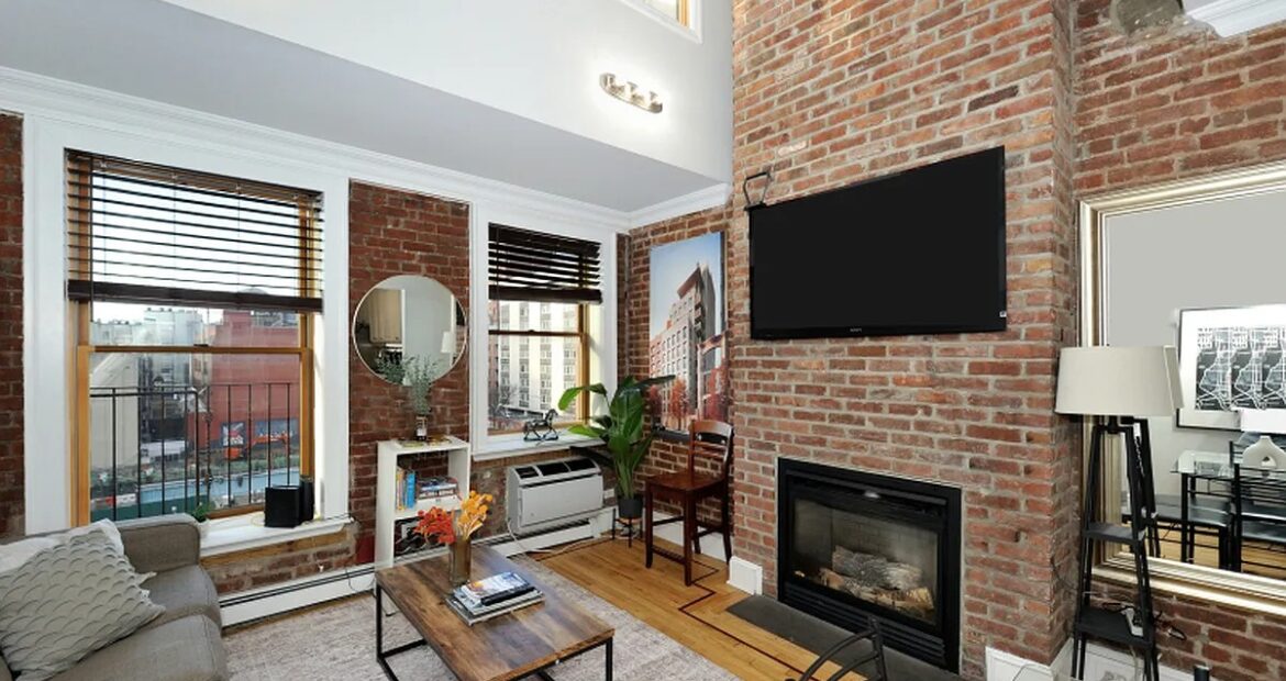Fully Furnished 3BR Summer Rental w/ Rooftop & Washer/Dryer in Hell’s Kitchen Available May 15, 2026