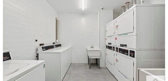 NO FEE Luxury 1BR w/ Balcony, Gym, Rooftop & Coworking – Prime Flatbush