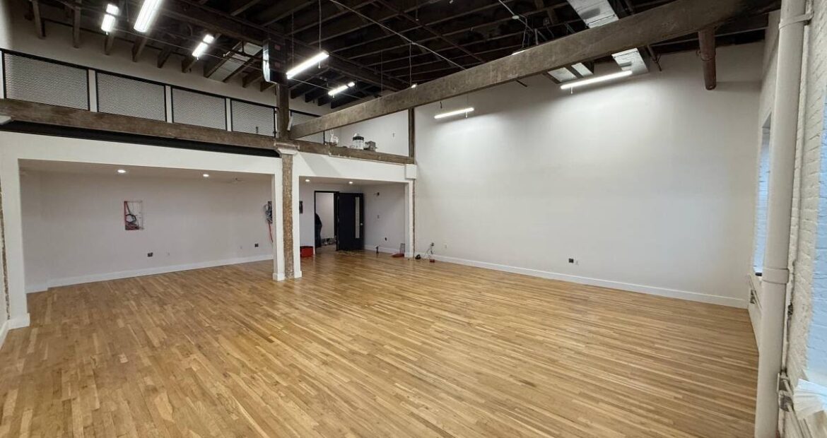 Spacious Industrial Loft for Lease in Trendy East Williamsburg – 1,400 Sq Ft