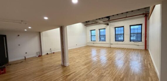 Spacious Industrial Loft for Lease in Trendy East Williamsburg – 1,400 Sq Ft