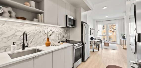 NO FEE Luxury 1BR w/ Balcony, Gym, Rooftop & Coworking – Prime Flatbush