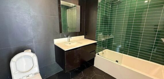 X-Large 2BR in Prime Crown Heights – Modern, Sunlit, Pet-Friendly, No Fee!