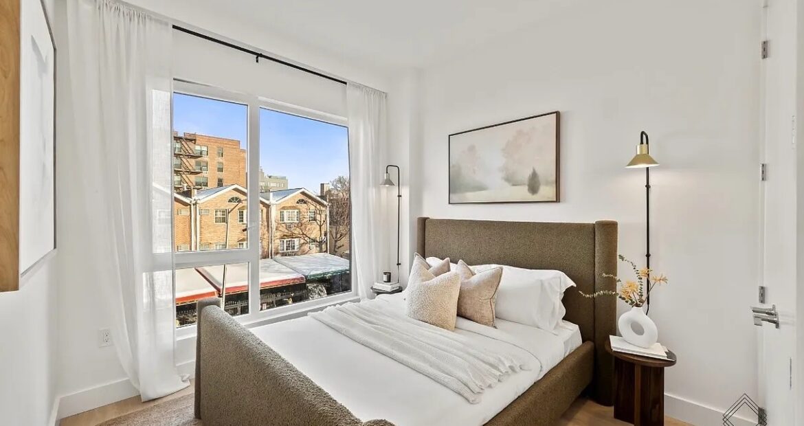 NO FEE Luxury 1BR w/ Balcony, Gym, Rooftop & Coworking – Prime Flatbush