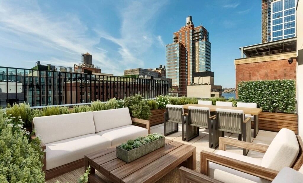 Luxury Highline One Bedroom Available