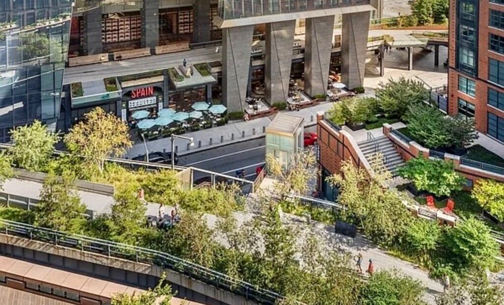 Luxury Highline One Bedroom Available