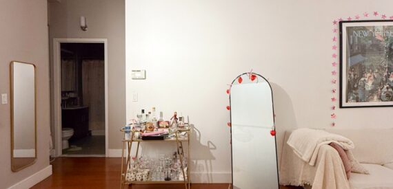 Chic 1BR Loft-Style Condo in FiDi – Furnished/Unfurnished, Doorman, No Fee!